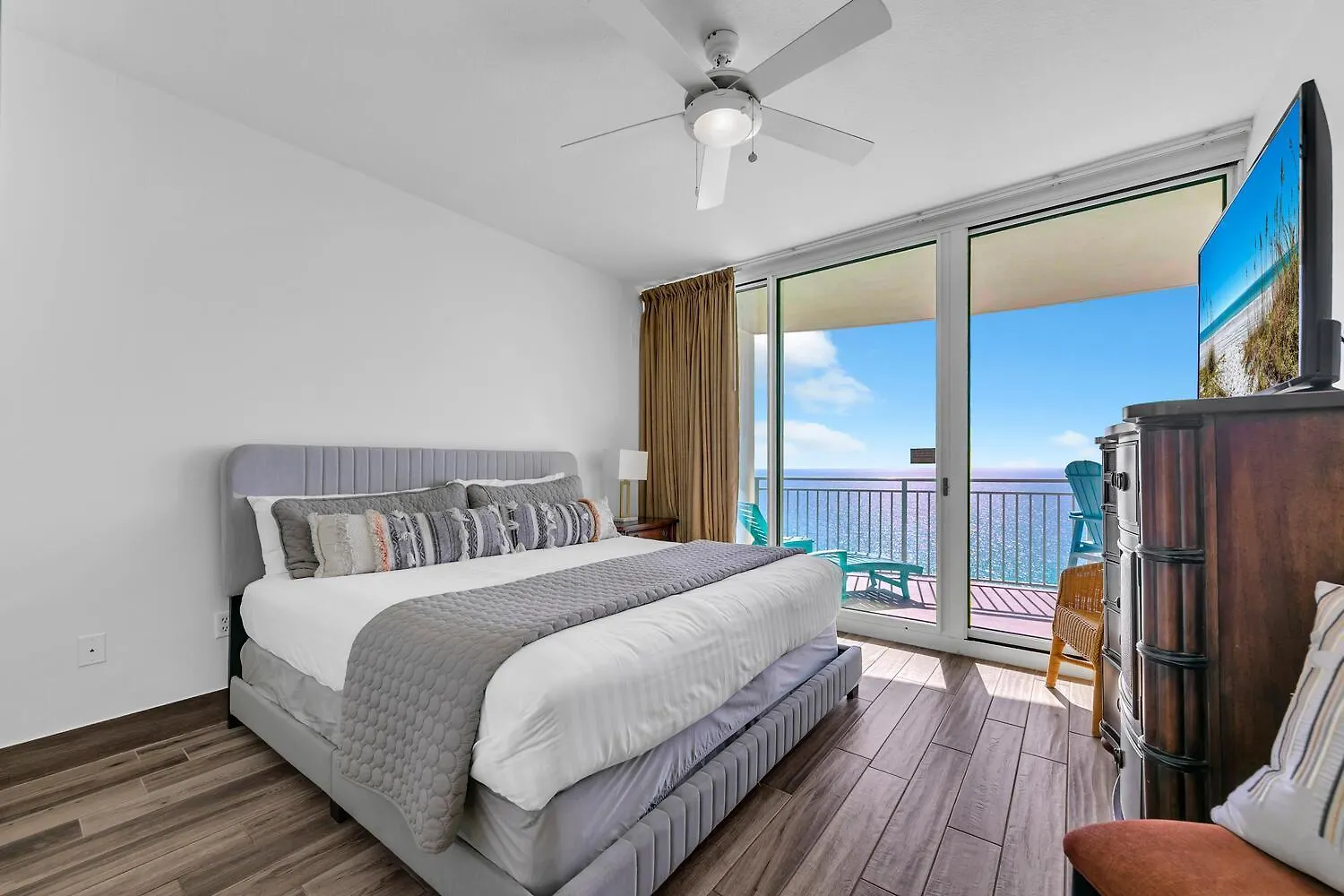 Apartment Aqua Resort 2003 By Emerald Coast Retreats Panama City Beach United States