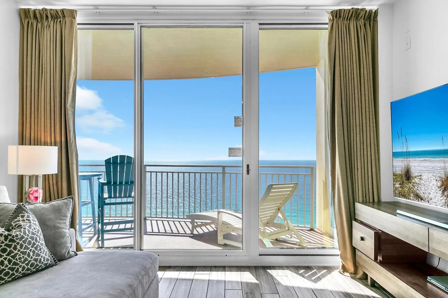 Apartment Aqua Resort 2003 By Emerald Coast Retreats Panama City Beach